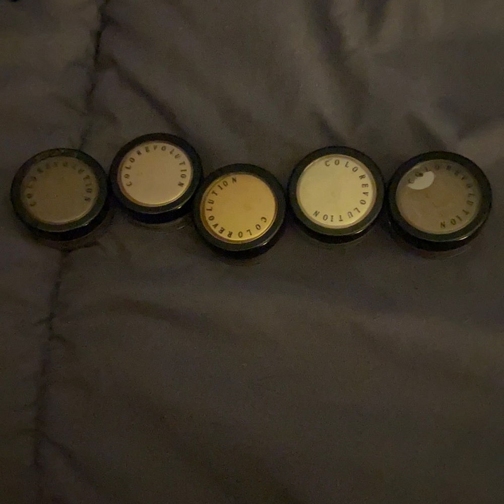 Color revolution mineral eyeshadow